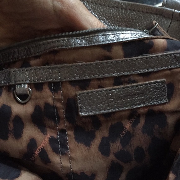 B. Makowsk silver leather handbag/shoulderbag - Picture 7 of 8